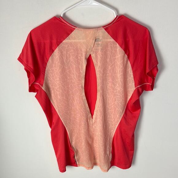 The North Face Top - Women's Large - Picture 4 of 4